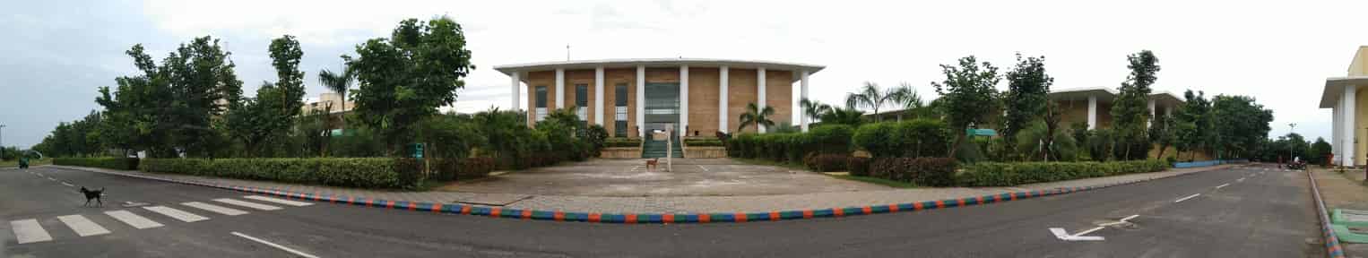 Admission 2026, Cutoff, Courses, Fees, Placement, Ranking