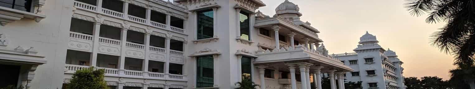 Admission 2025, Cutoff, Courses, Fees, Placement, Ranking