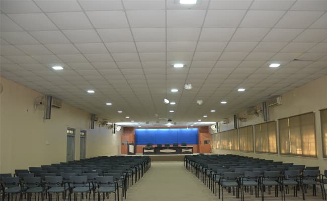 1-0000-layer-5-classroom-20