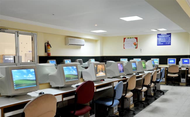 1-0001-layer-4-classroom-178