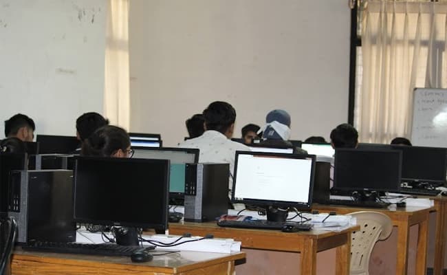 1-0001-layer-4-classroom-218