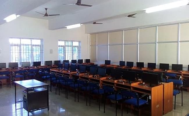 1-0001-layer-4-classroom-231