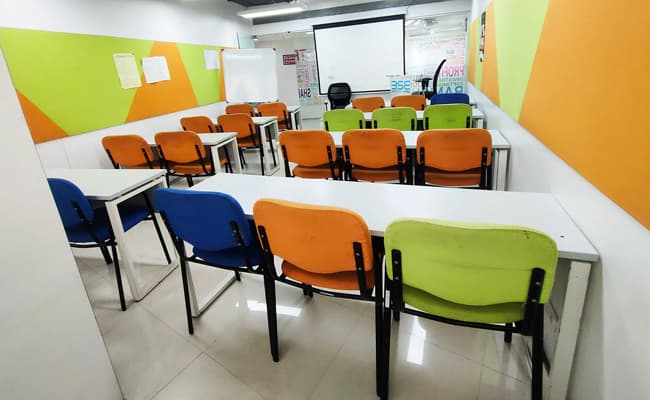 1-0001-layer-4-classroom-96