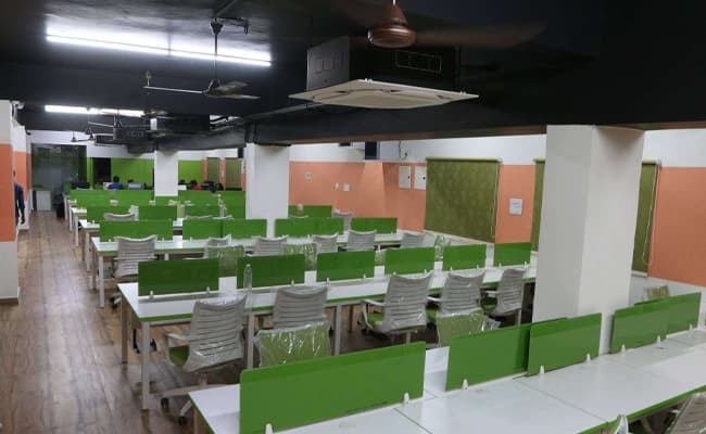 1-0002-layer-13-classroom