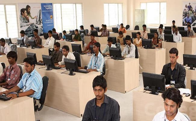 1-0002-layer-3-classroom-18