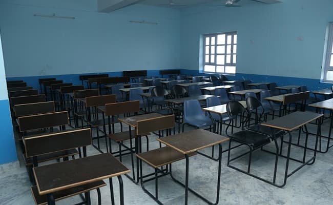 1-0002-layer-3-classroom-192