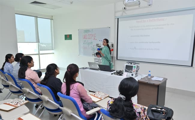 1-0002-layer-3-classroom-227