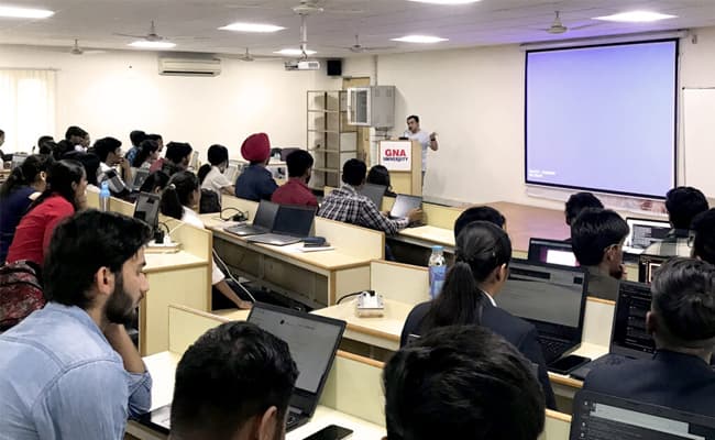 1-0002-layer-3-classroom-236