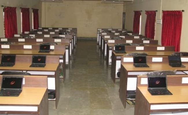 1-0002-layer-3-classroom-238