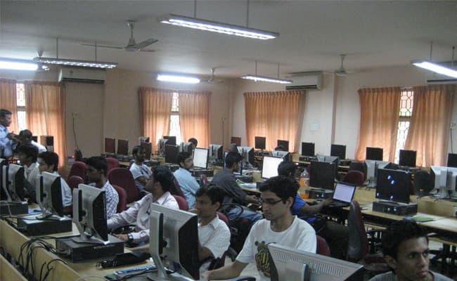 1-0002-layer-3-classroom-85