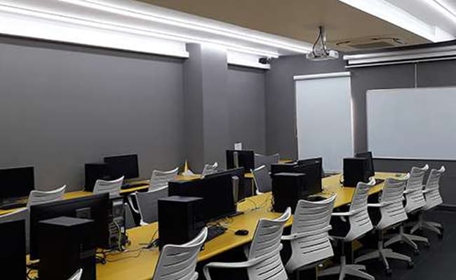 1-0003-layer-12-classroom