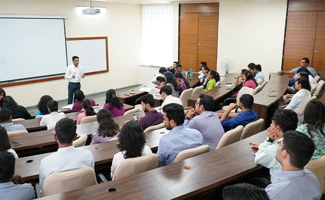 1-0003-layer-2-classroom-128