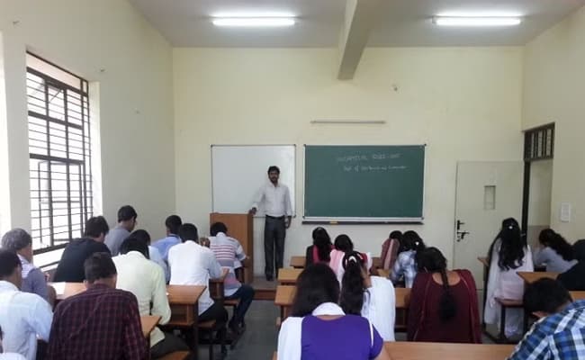 1-0003-layer-2-classroom-154