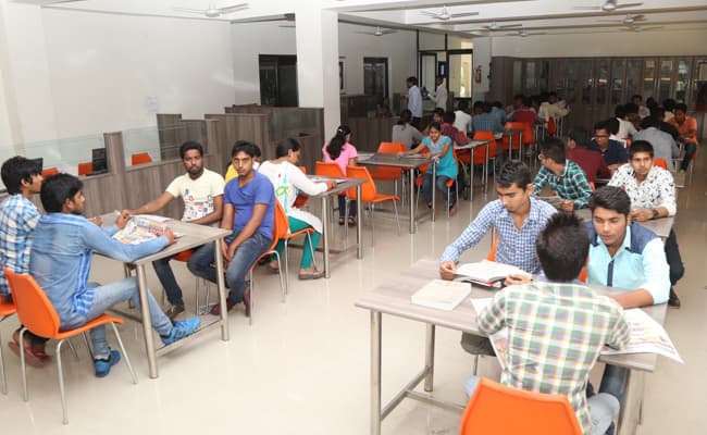 1-0003-layer-2-classroom-184