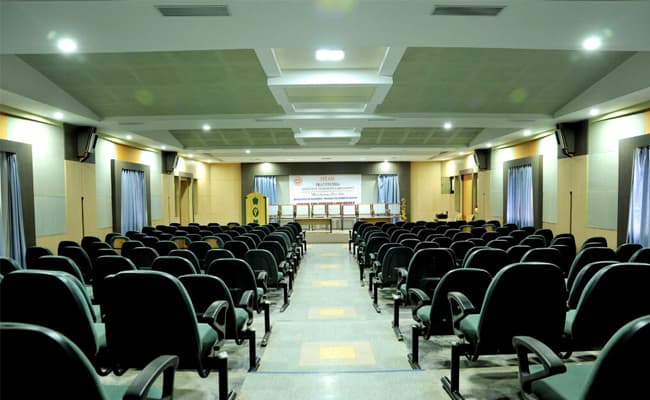 1-0003-layer-2-classroom-187