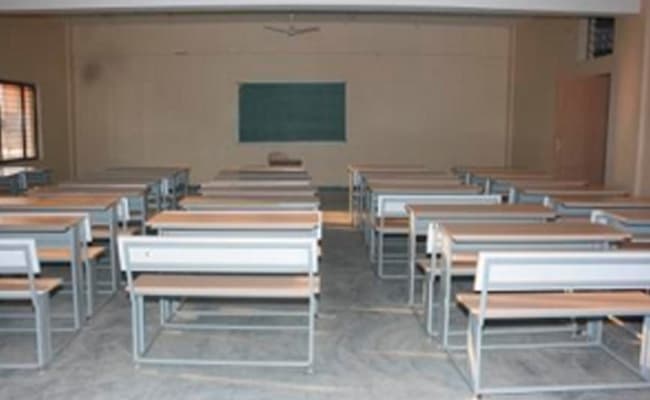 1-0003-layer-2-classroom-191