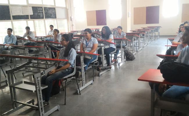 1-0003-layer-2-classroom-20