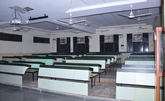 1-0003-layer-2-classroom-202