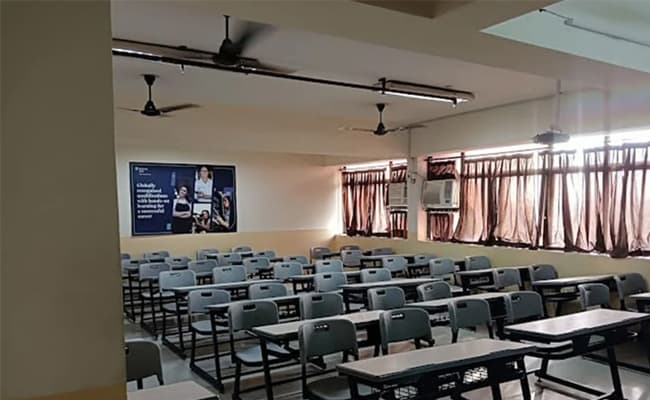 1-0003-layer-2-classroom-227