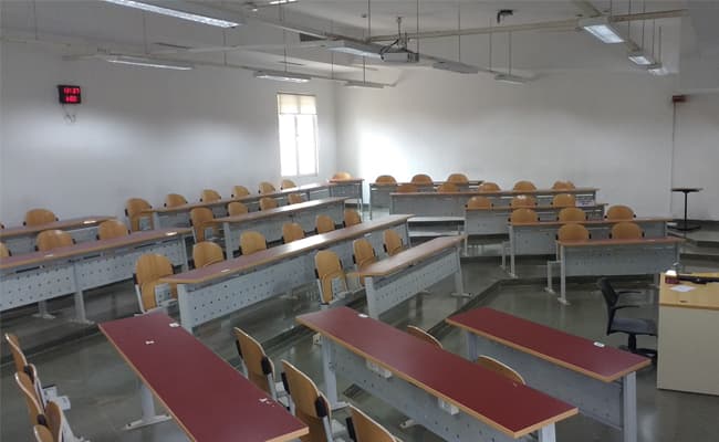 1-0003-layer-2-classroom-244