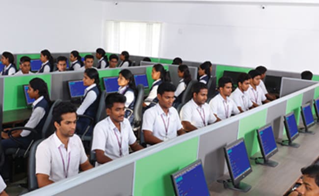 1-0004-layer-1-classroom-123