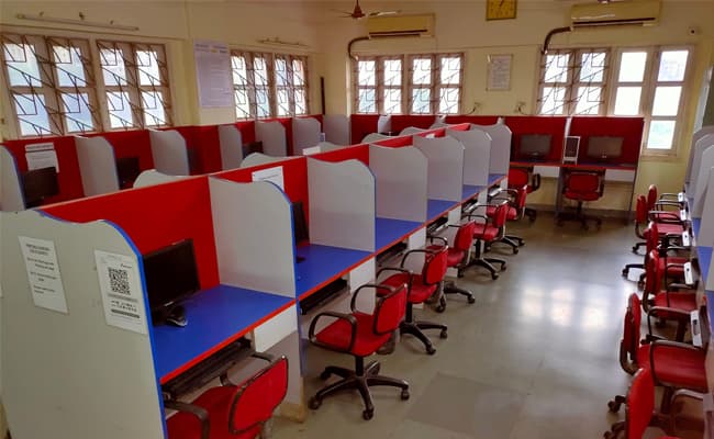 1-0004-layer-1-classroom-189