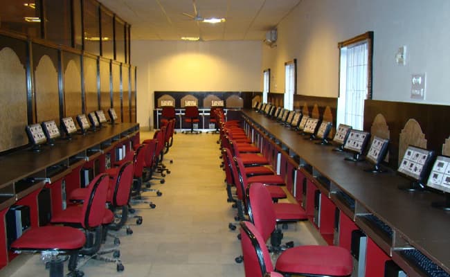10-0000-class-classroom