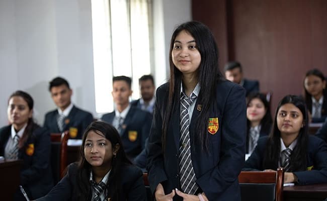 10-0002-class-classroom-2