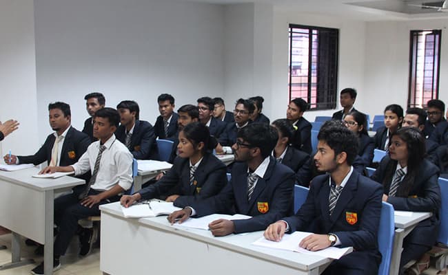 10-0003-class-classroom-2