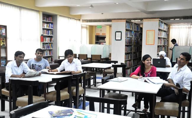15-0001-class-classroom-2