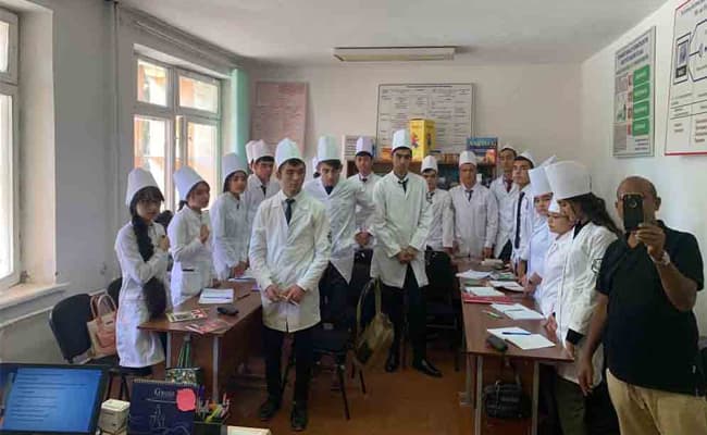 2-0000-classroom-classroom