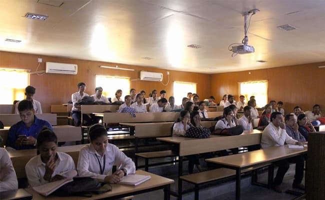 2-0000-layer-5-classroom-4