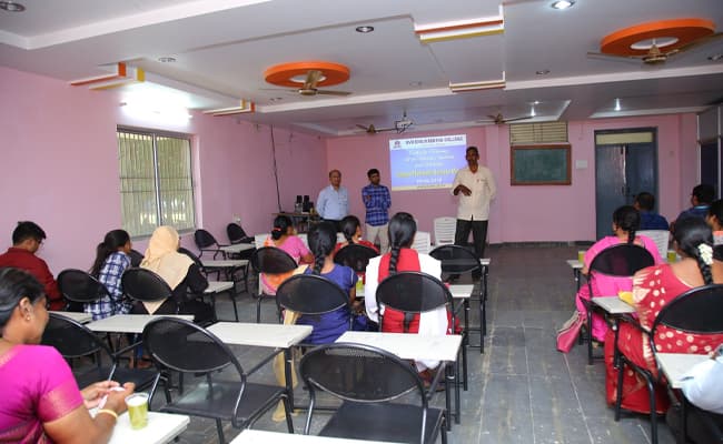 2-0003-class-classroom-5