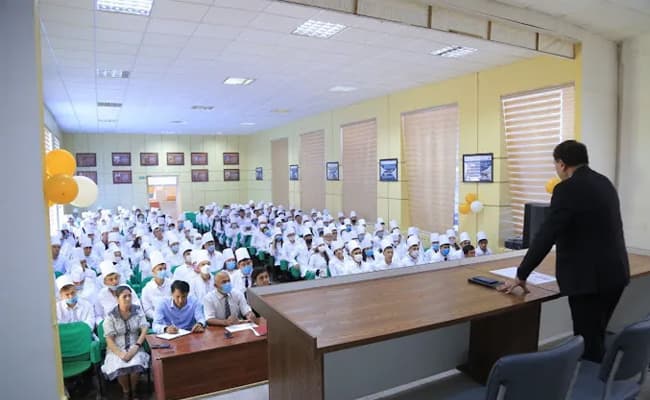 2-0003-classroom-classroom
