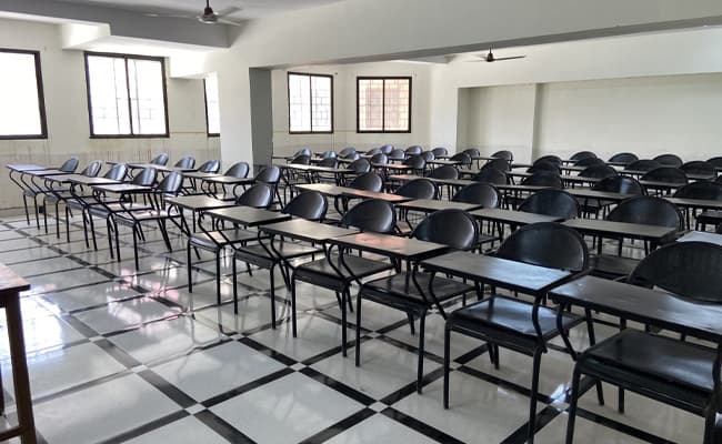 2-0013-class-classroom