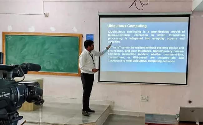 26-0003-class-classroom