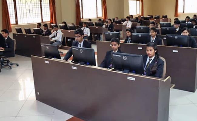 4-0002-classroom-classroom