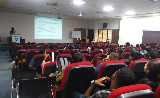 ABS, Nashik Classroom 2.webp