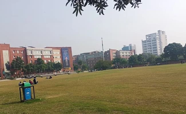 ABS, Noida Ground 3.webp