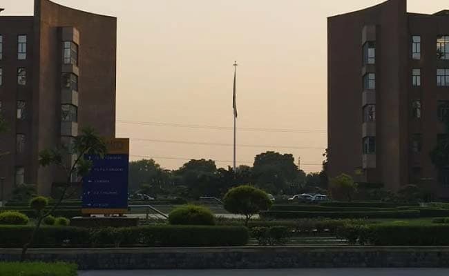 ABS, Noida Infra 4.webp