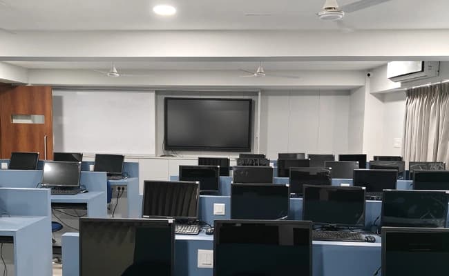 AIBS, Ahmedabad Labs 1.webp