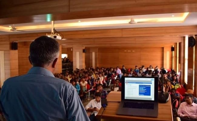 AIT, Bangalore Classroom 3.webp