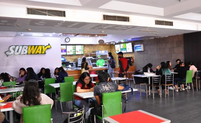 Amity University, Mohali Cafe 4.webp