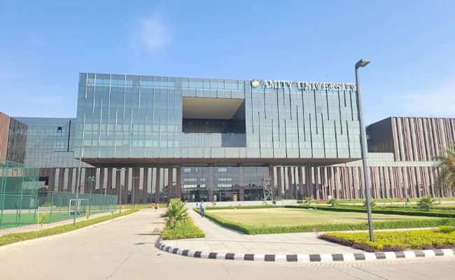 Amity University, Mohali Infra 4.webp