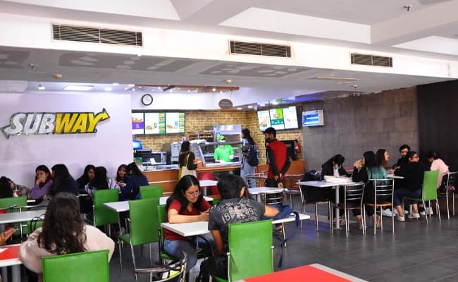 Amity University, Mumbai Cafe 3.webp
