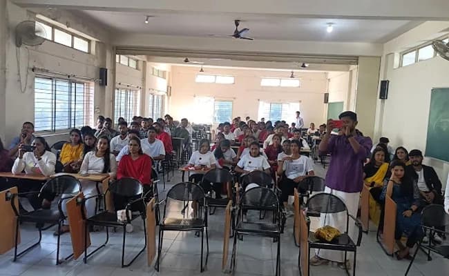 BIMS, Bangalore Classroom 3.webp