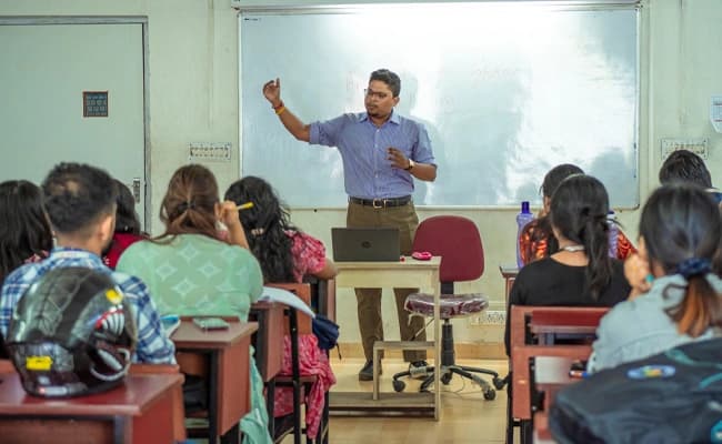 Brainware University, Kolkata Classroom 5.webp