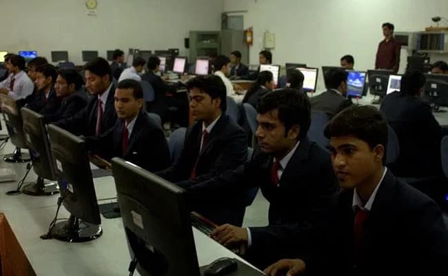 C-MAT, Noida Gallery 3.webp