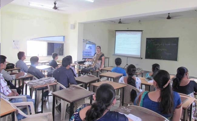 CC, Bhopal Classroom 2.webp