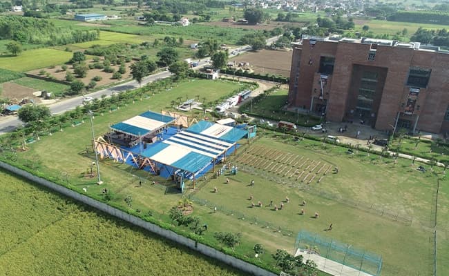 CGC University, Mohali Gallery 16.webp